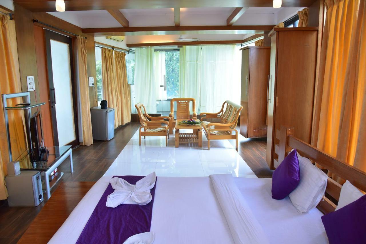 Palette - Spring Hills Resort Pirangut Екстериор снимка