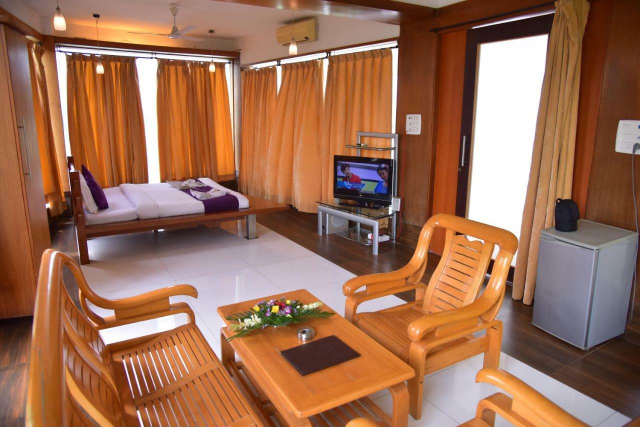 Palette - Spring Hills Resort Pirangut Екстериор снимка
